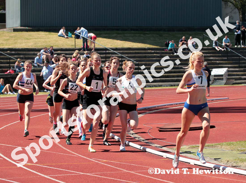 Soon after the start of the 3000 metres at the UK Women's National League, Premier, Meadowbank, Edinburgh.